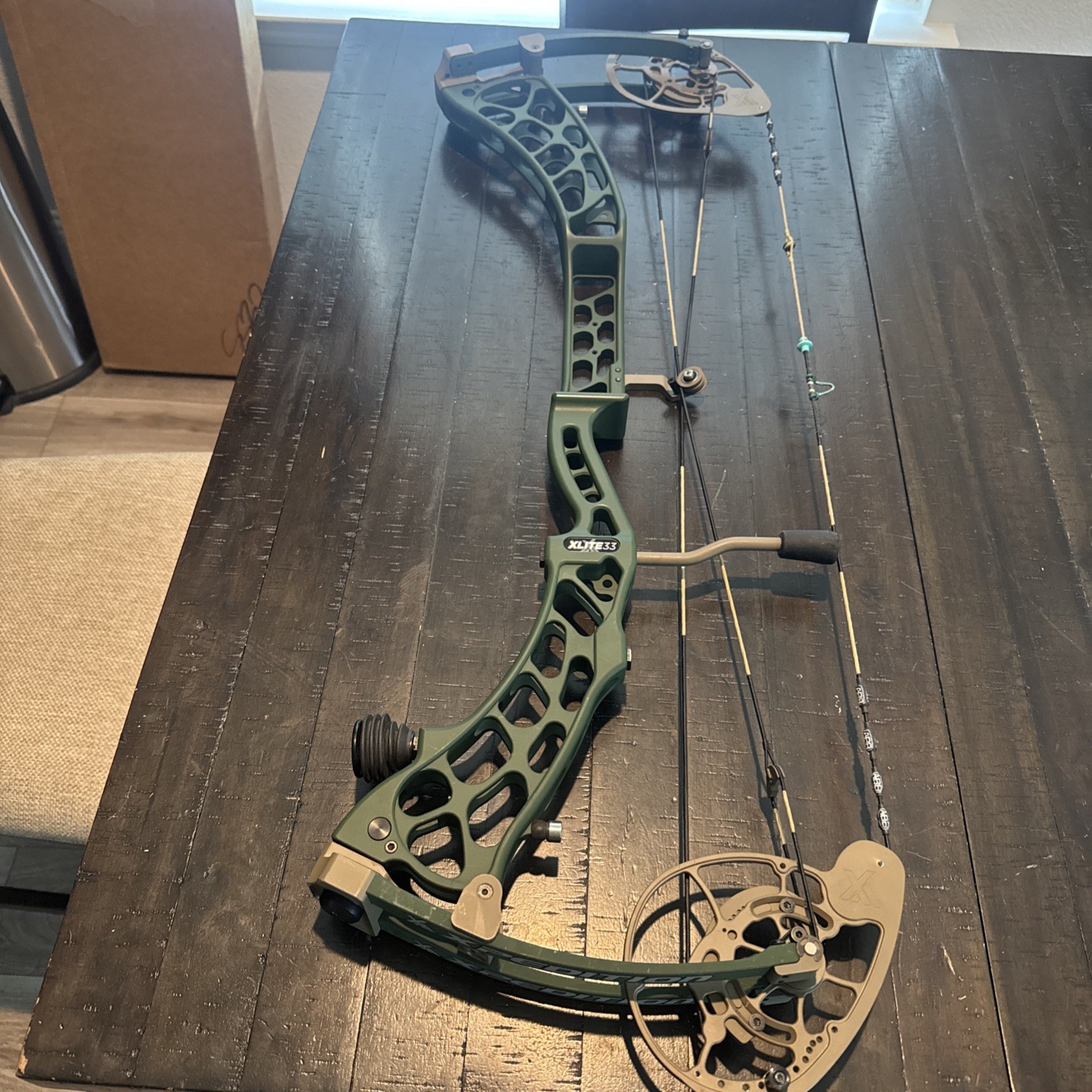 Picture 1 of 11