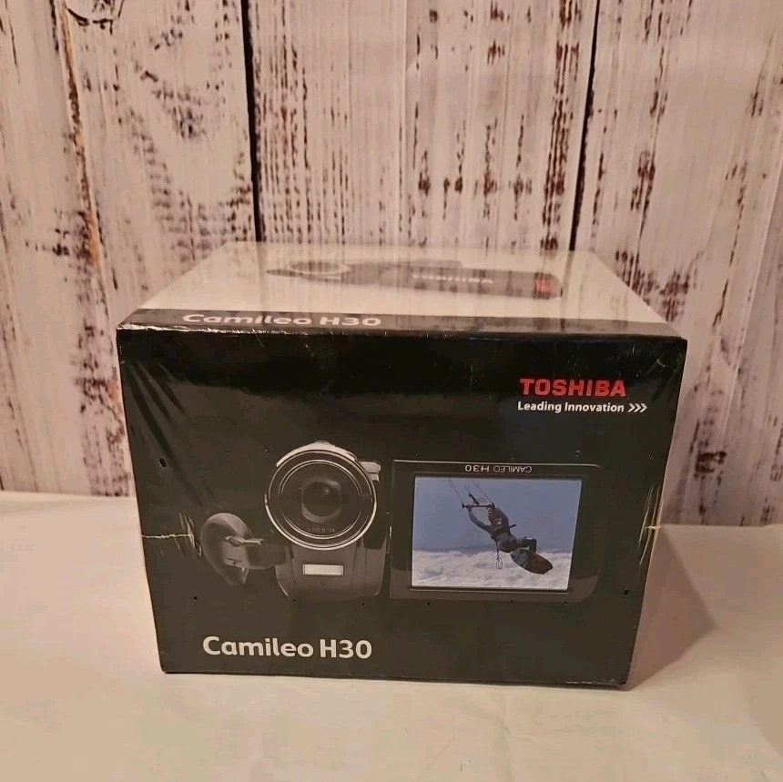 New Sealed Toshiba Camileo H30 High Definition Camcorder/ Black 2010 - Image 4 of 4