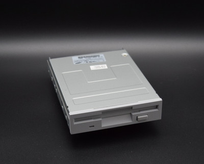 Samsung SFD-321B  Floppy 1,44MB Diskettenlaufwerk 3,5 FDD