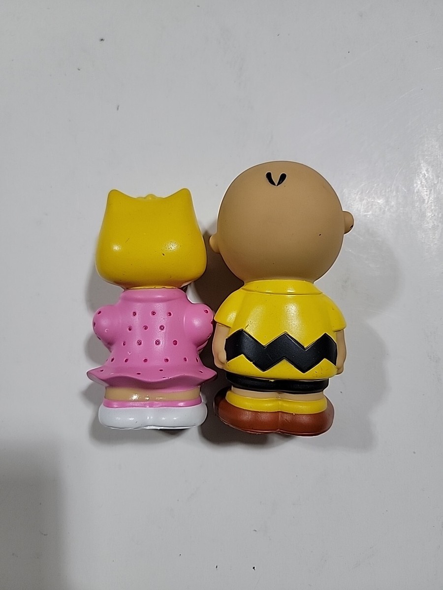 スヌーピー　サリー　Sally 置物　PEANUTS  レア　Willitts Amazon.com: Medicom Peanuts: Sally Brown Ultra Detail Figure