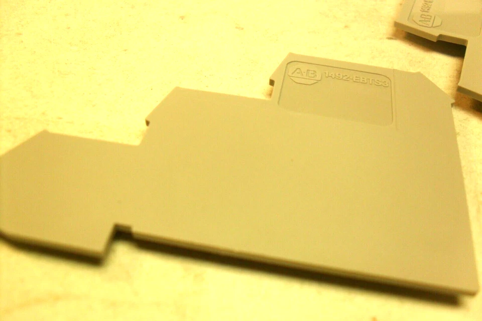 QTY 50 -  Allen-Bradley 1492-EBTS3 New Gray End Barrier  New in Factory Box - Image 4 of 4