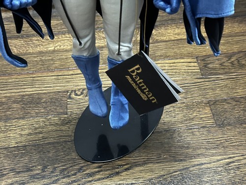DC Comics Batman Porzellan Marionette Statue. - Bild 17 von 24