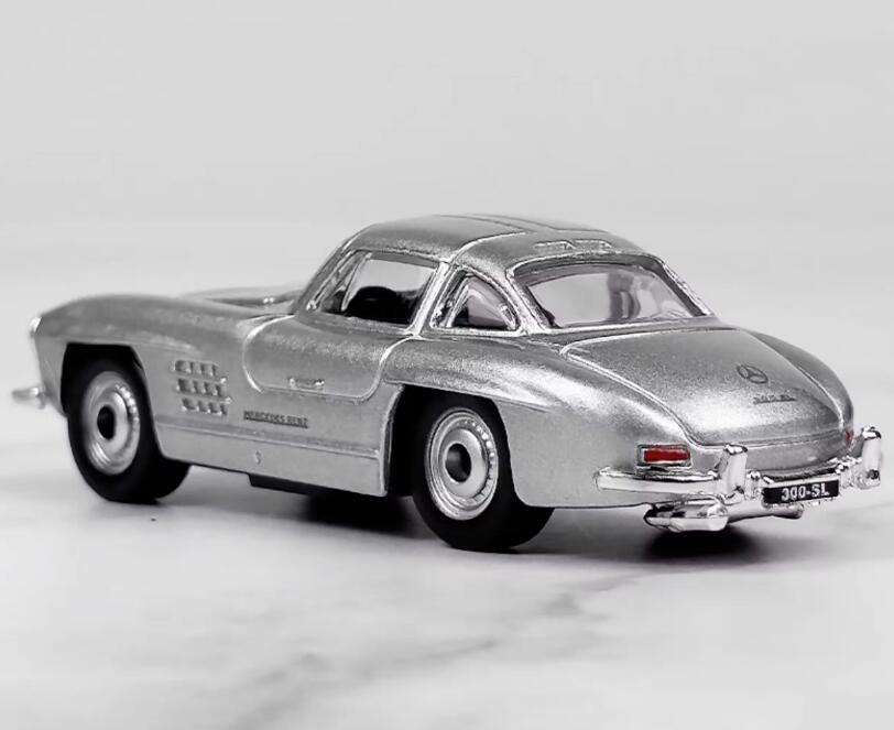 メルセデス・ベンツ Mercedes-300SL シルバー Bburago製 s-l400.jpg