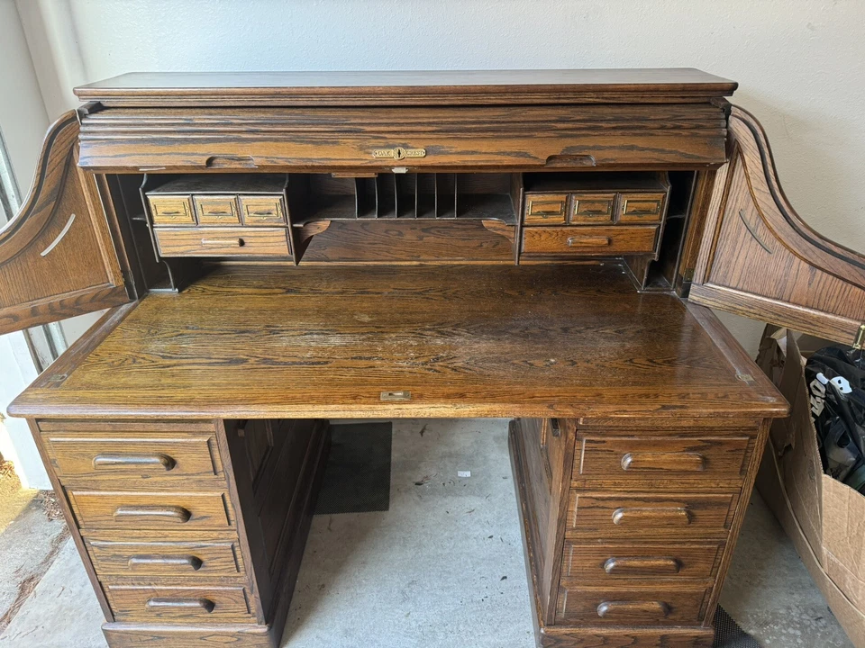 Escritorio vintage con tapa enrollable de roble Cole acero Foto 3 de 4