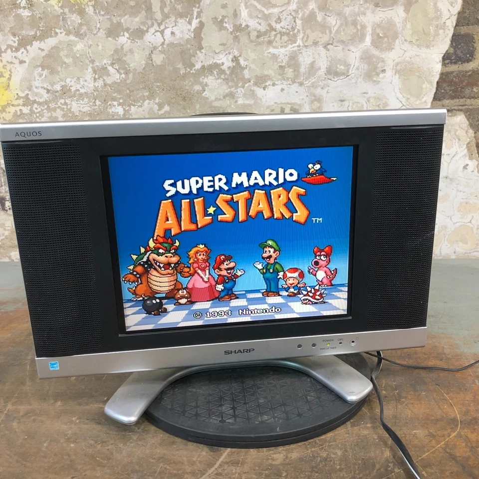 SHARP AQUOS LC-13B8U-S 13" Widescreen LCD TV RGB/S-VIDEO/RCA (RETRO GAMING) - Image 2 of 4