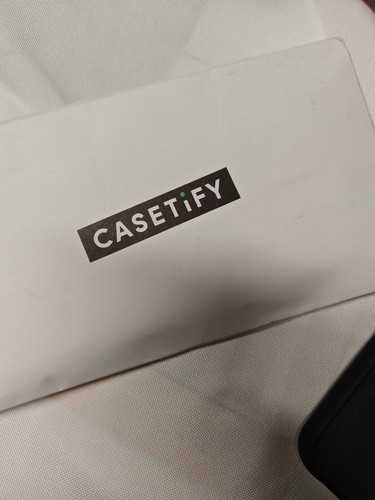 Casetify Google Pixel 8 Charcoal Tropics - Crema Impacto - Imagen 4 de 4