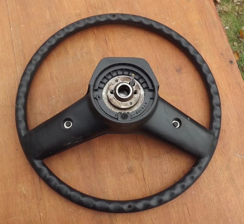 Chevrolet Steering Wheel 1981-1991 G10 G20 G30 Squarebody El Camino Caprice - Изображение 2 из 2