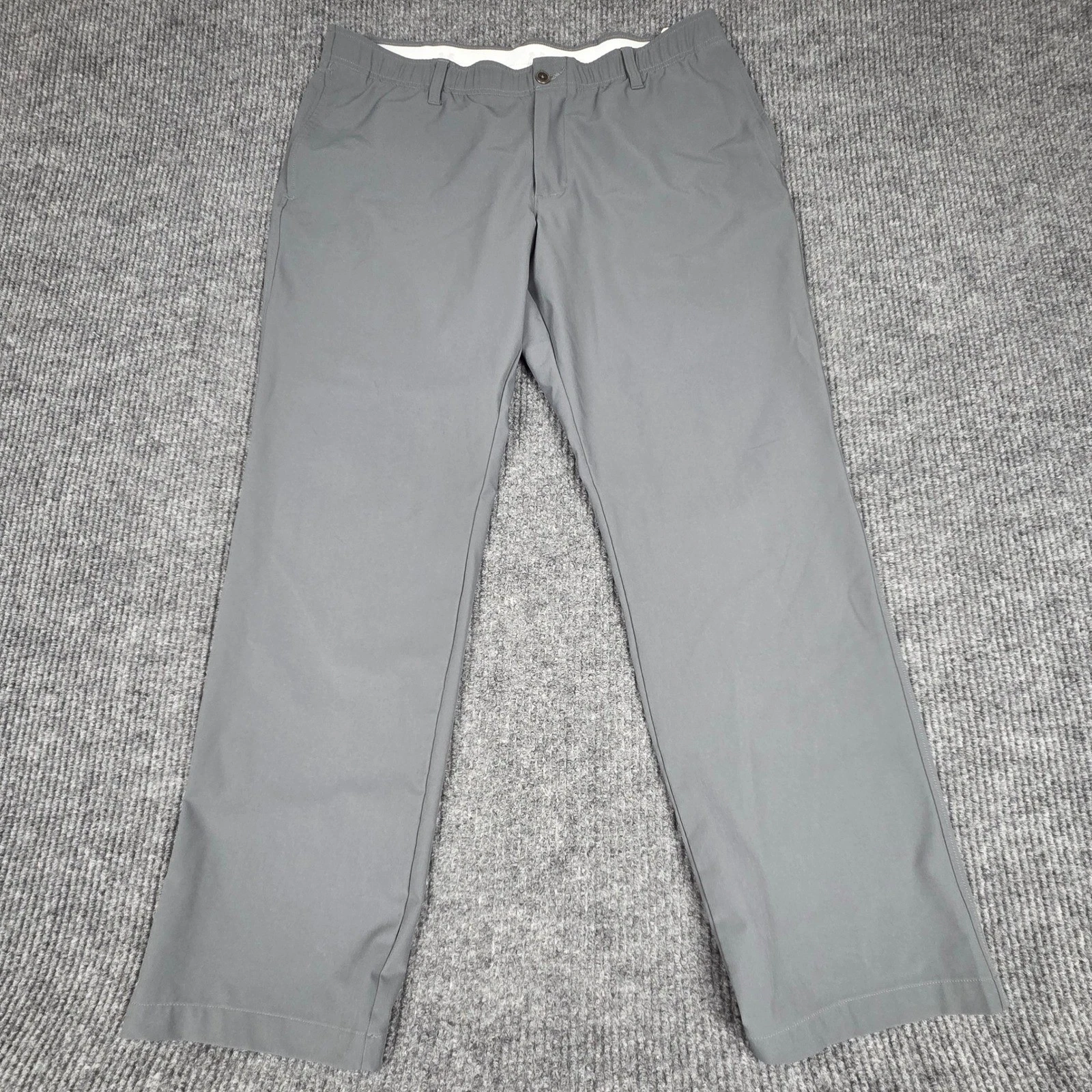 Under Armour Men Gray Golf Pants Straight Leg Flat Front Size 40x32