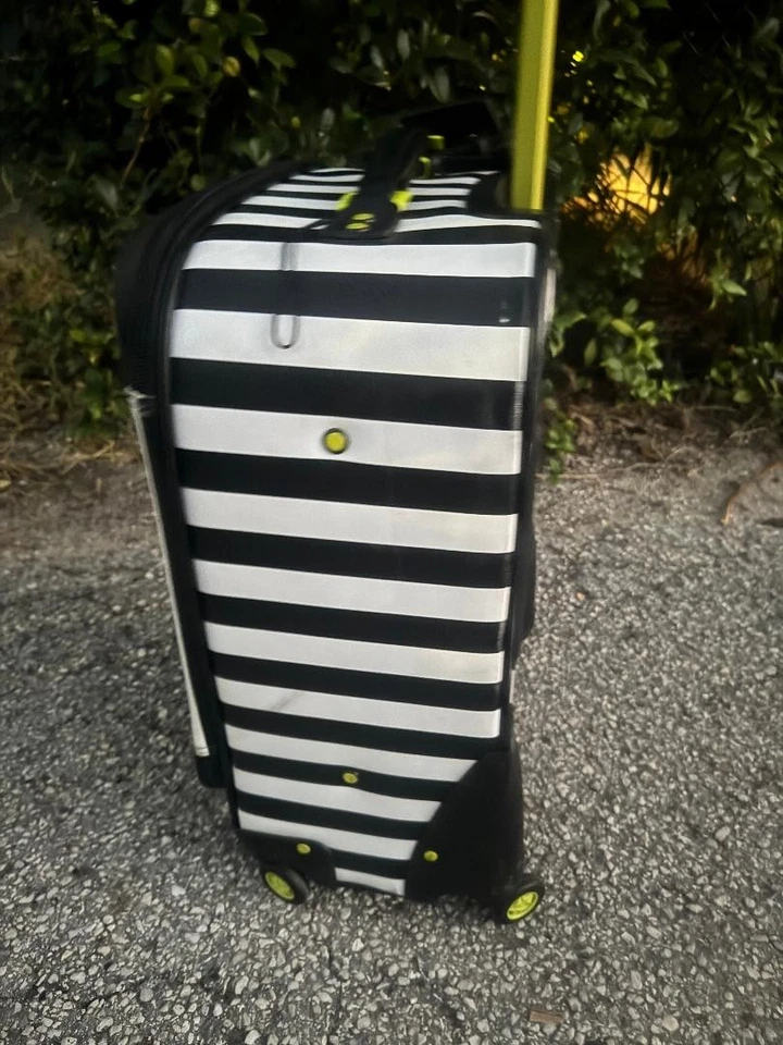 Дорожный чемодан на колесиках ручная кладь Alice and Olivia как новый 20x15x8 черный с W - Изображение 4 из 4