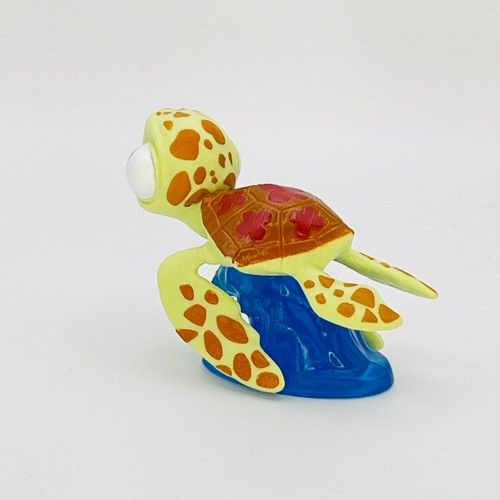 Minifigura de juguete japonés Squirt Finding Nemo Pixar colección de colección muy rara - Imagen 6 de 8