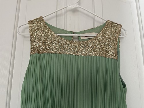 Louche London mintgrün Pailletten Passe Plissee Midikleid Gr. 14 Chiffon - Bild 3 von 12