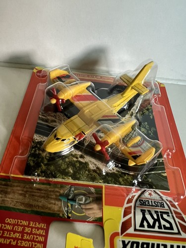 Matchbox Skybusters 2023 Twin Engine Blaze Buster Plane 16/32 Yellow - Picture 4 of 4