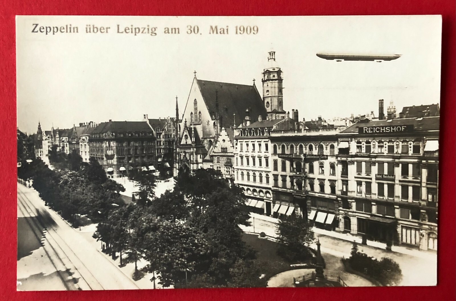 Bild 1 von 2