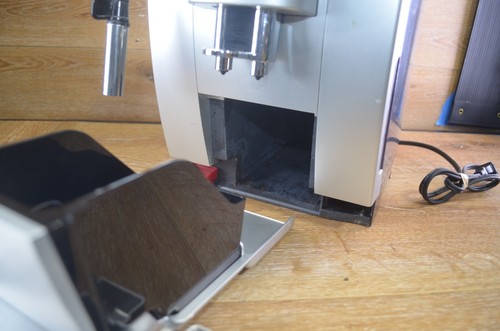 Delonghi ECAM22110SB Magnifica XS Espresso Machine / / NO LID GREAT - Picture 6 of 18