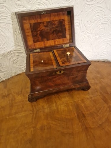 A Victorian Walnut Sarcophagus Tea Caddy - Picture 23 of 24
