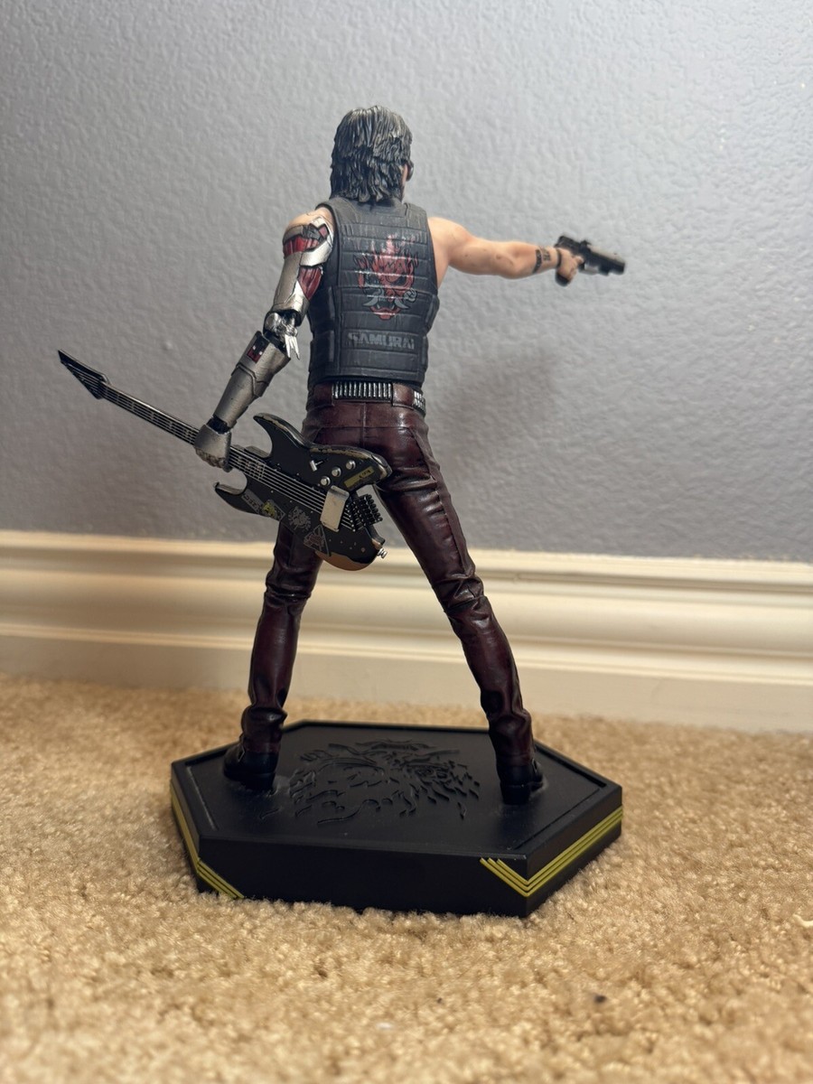 Dark Horse Deluxe Cyberpunk 2077 Johnny Silverhand Figure Dark Horse Deluxe Cyberpunk 2077 Johnny Silverhand Figure