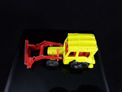 Vintage 1970's Corgi Juniors #3303 Diecast Yellow Massey Furguson Farm Tractor - Picture 6 of 9
