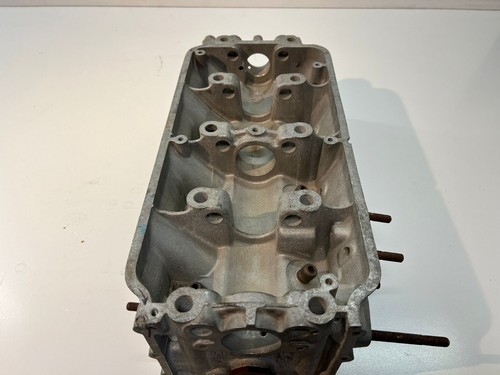 NOS OEM BMW E10 2002 E21 E30 M10 cylinder head R1180250081.9 NOS A - Bild 3 von 14