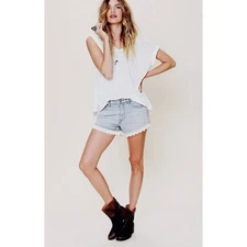 Free People F433P060S Blue Lacey Cutoff Daisy Wash Distressed Denim Shorts sz 27