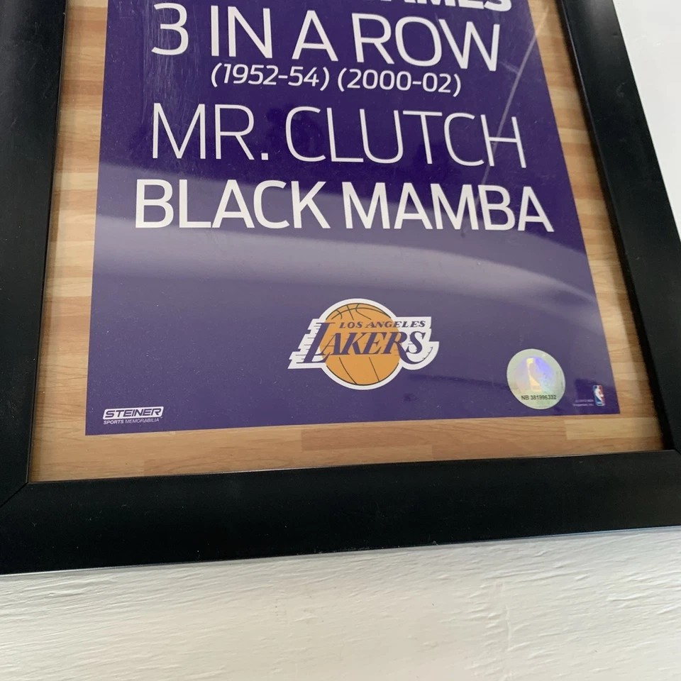 Letrero de metro enmarcado de Los Angeles Lakers Kobe “Black Mamba” letrero oficial de la NBA 22x12 Foto 3 de 4