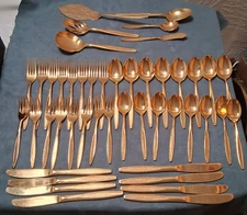 Royalton Antigua Gold Flatware Service for 8 Set