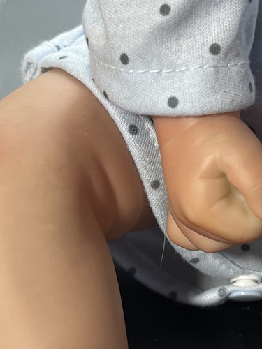 newborn baby Doll - Eyes Closed silicone realistic- Boy - Anatomically Correct - Afbeelding 13 van 18