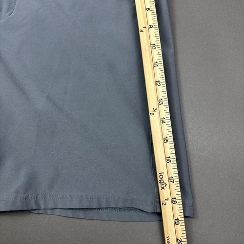 Huk Shorts Mens Medium Gray Performance Fishing Stretch Lightweight Outdoor - Picture 10 of 11