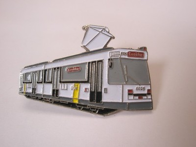 Knokke Belgian Oostende BN/ACEC 6-Axle Tram #6026 Train Vintage Lapel Pin a49