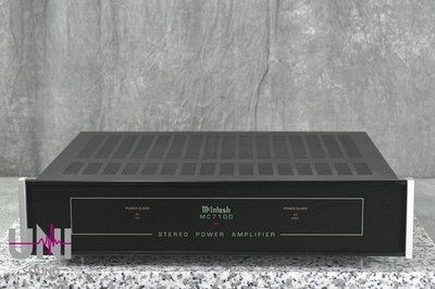 McIntosh MC7100 Stereo Power Amplifier in Very Good