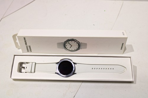 Samsung Galaxy Watch4 Classic SM-R885 42mm 20mm Gehäuse Ridge Sport Weiß - Open Box - Bild 5 von 9