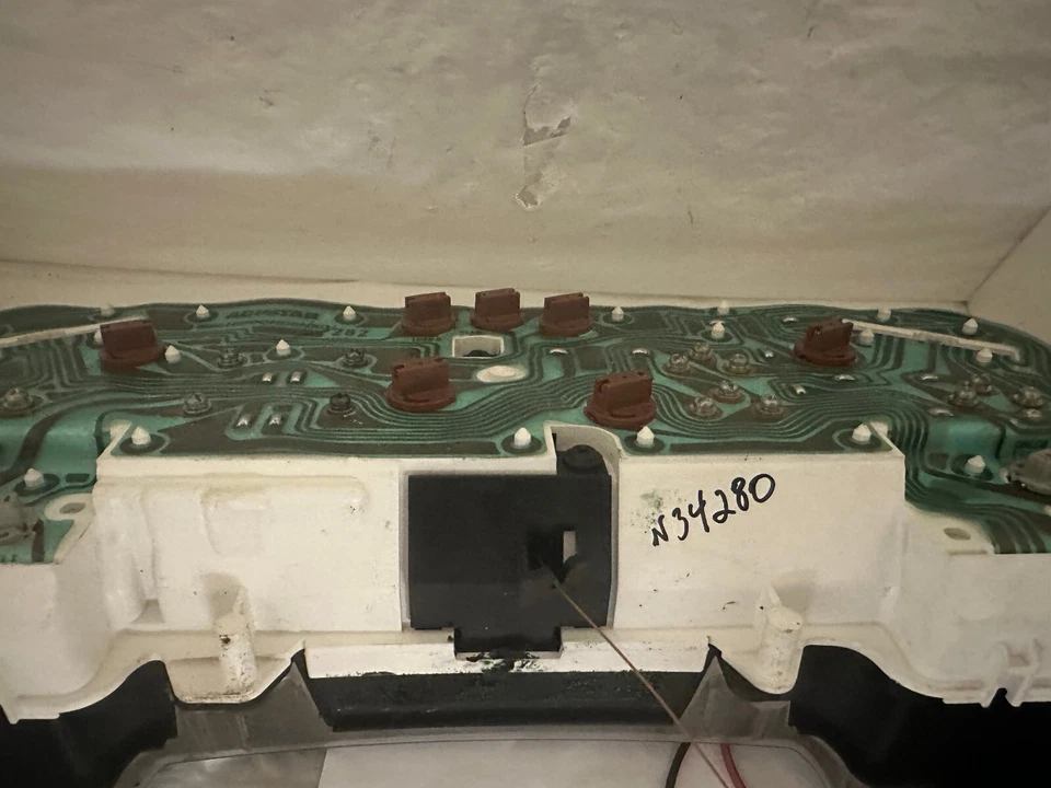 Cuadro de instrumentos velocímetro 94-97 Dodge RAM 1500/2500/3500 153.292 millas GAS Foto 3 de 3