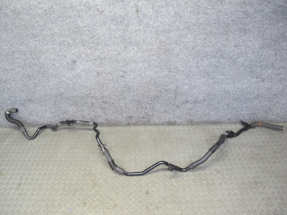 08-12 LEXUS UVF46 LS600h 8 piezas INVERSOR MOTOR REFRIGERANTE MANGUERA TUBO CONJUNTO OEM Foto 3 de 4