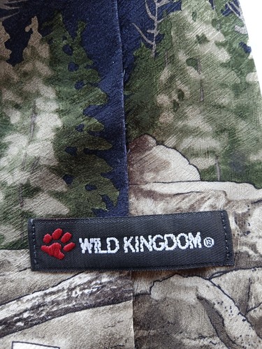 Mens tie Wild River Salmon Wild Kingdom. 100% silk. Fisherman outdoors. Fish - Picture 5 of 7