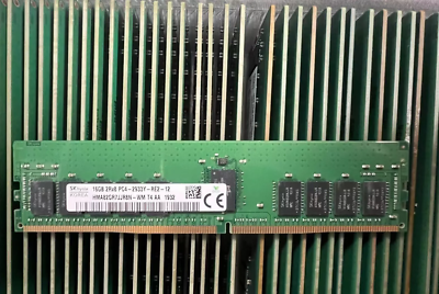 SK hynix HMA82GR7JJR8N-WM 16GB PC4-23400 DDR4-2933 Memory