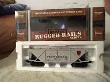 MTH Rail King Rugged Rails Series Pennsylvania 3 Bay Covered Hopper Car 33-7501