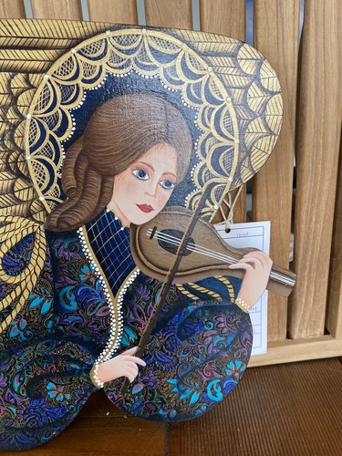 Angel In Blue Robe Painted On Wood Panel And Signed - Picture 2 of 7