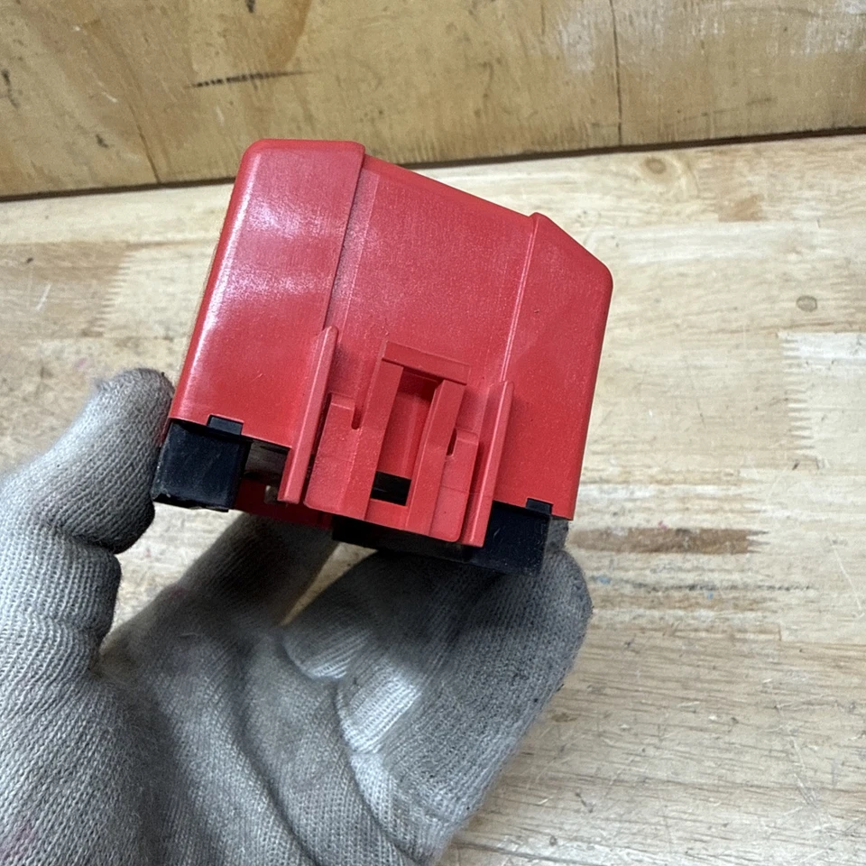 2003-2009 Mitsubishi Eclipse Galant FRONT ECU Relay MR587807 Red Fuse Module OEM Foto 4 de 4