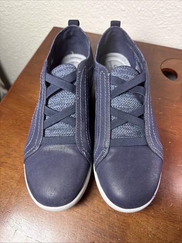 Clarks Adella Trace Oxford Slip-On Navy Comfort Sneaker Shoes Women's 9.5M - Picture 3 of 10