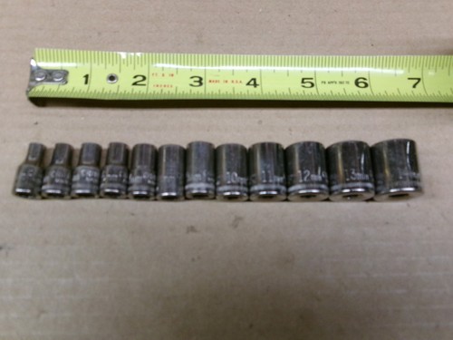 Craftsman USA 12-Piece 1/4" Drive 6-Point Metric Socket Set 4-14 MM G2 Series