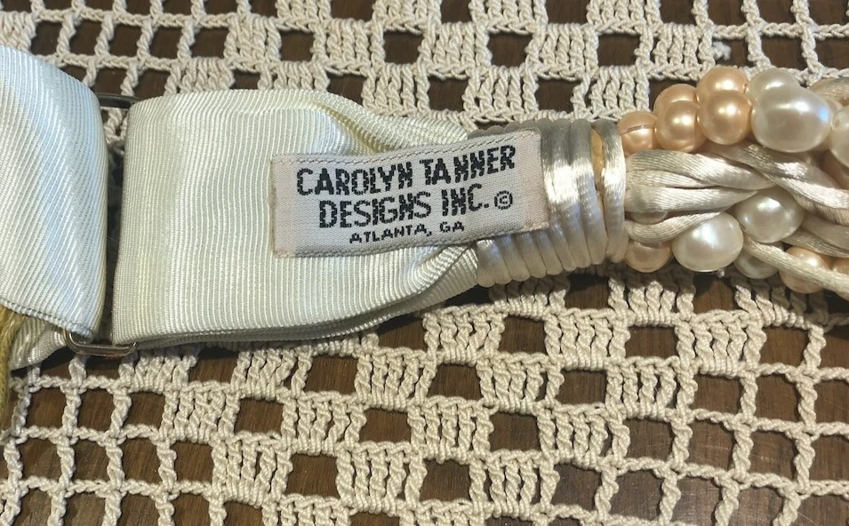 Cinturón De Colección Carolyn Tanner Designs Atlanta Perlas Ajustables en Marfil Cinturón Cinch S Foto 4 de 4