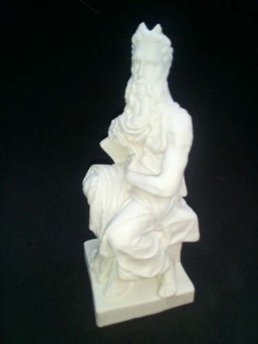 Estatua de Moisés de Miguel Ángel, hermosa fiogurina católica, 6" hecha en Italia - Imagen 2 de 4