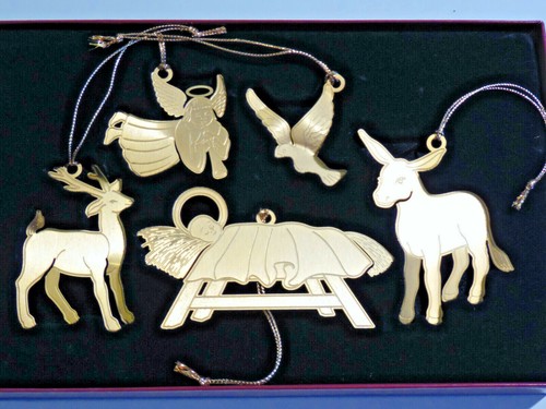Metropolitan Museum of Art MMA Christmas Nativity Ornaments 2011 Etched Brass - Picture 4 of 9