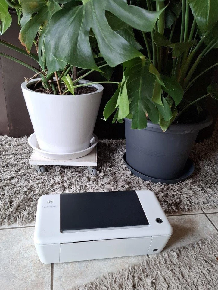 HP Deskjet 1010 Farbe Tintenstrahldrucker - Bild 2 von 3