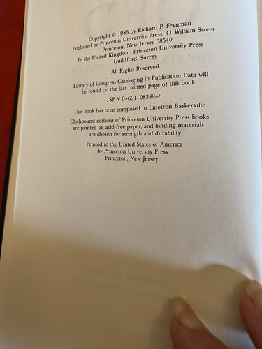 QED The StrangeTheory of Light and Matter Richard Feynman 1985 1. Auflage Princeton - Bild 7 von 12