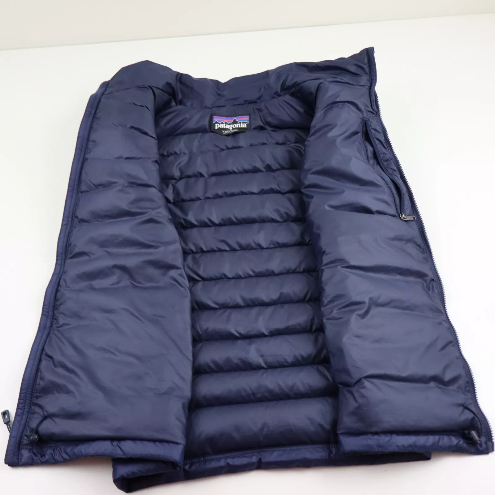 patagonia down sweater puffer quilted insulated full zip 