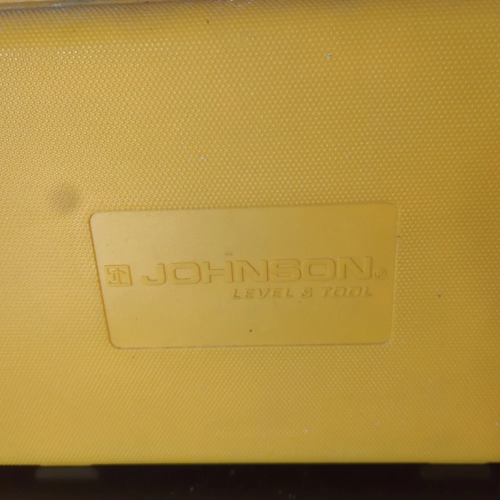 LASER LEVEL Tool Kit, Tripod, manual, Beam Splitter, & Hard Case, Johnson #9100