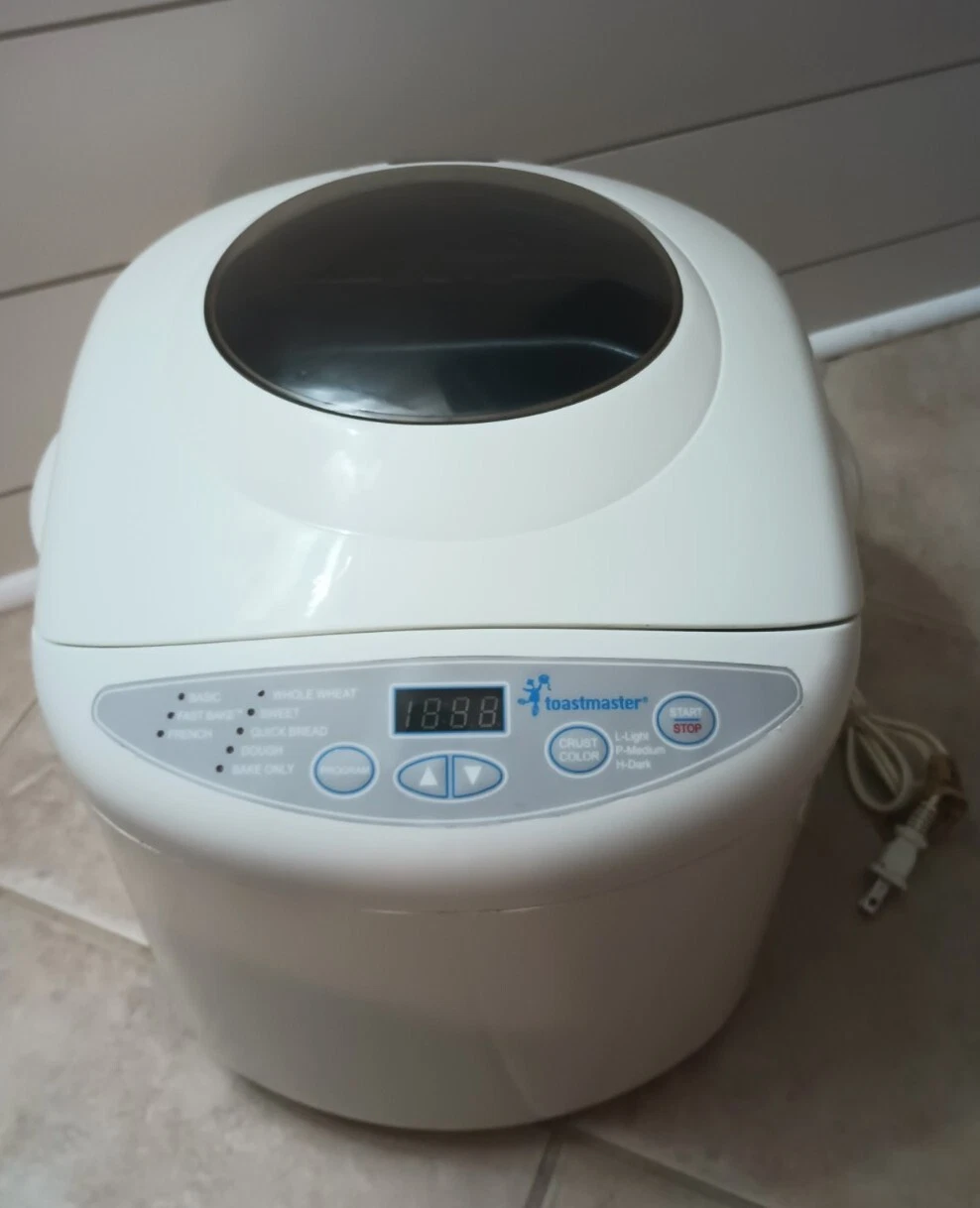 Toastmaster Automatic Bread Maker TBR15 White Digital Display WORKS Great
Opens in a new window or t