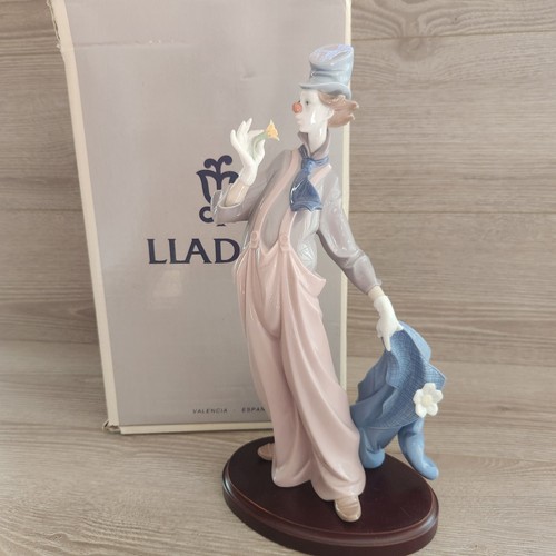 LLADRO Porcelain Figurine #6507 A Mile Of Style 13.5" 1988 W/ Box SPAIN