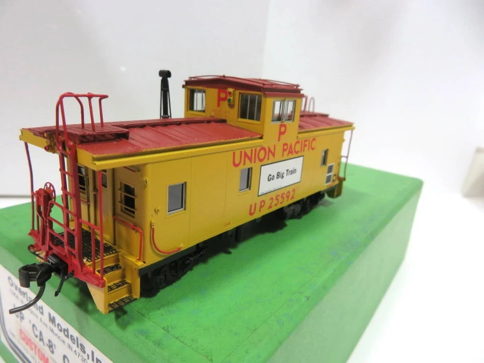 HO BRASS Overland Models 25592 Union Pacific CA-8 Caboose CUSTOM PAINTED OMI - Image 2 of 4