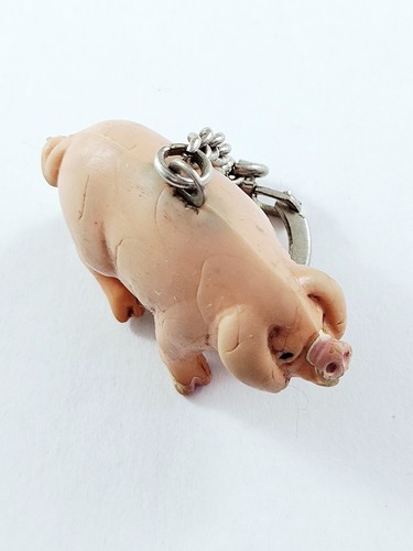 Keychain - Miniature Pig Plastic, 60s-70s - Charcuterie Farms Top! - Picture 2 of 5